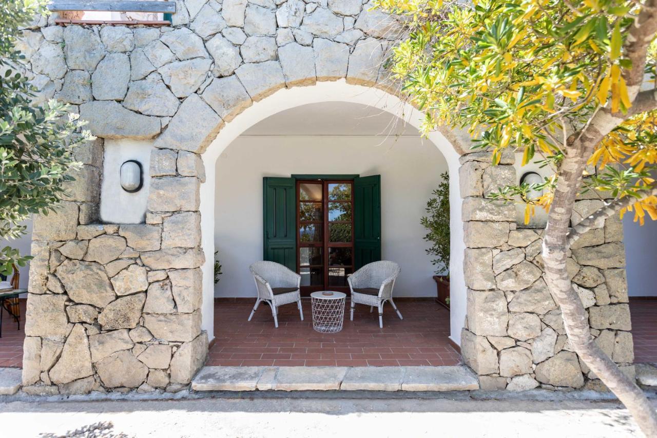 Il Posto Delle Fragole Bed & Breakfast Castro  Dış mekan fotoğraf