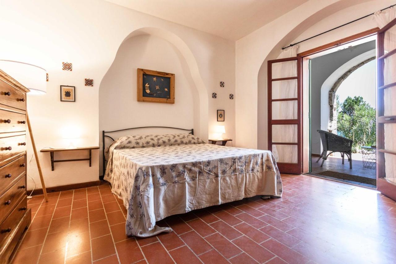 Il Posto Delle Fragole Bed & Breakfast Castro  Dış mekan fotoğraf