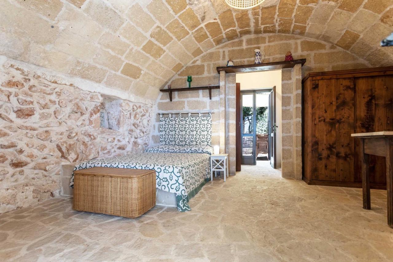 Il Posto Delle Fragole Bed & Breakfast Castro  Dış mekan fotoğraf
